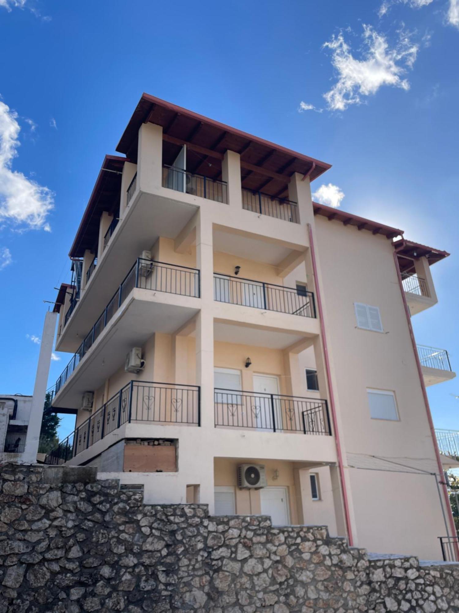 Guesthouse Mateo Dhërmi Exterior foto