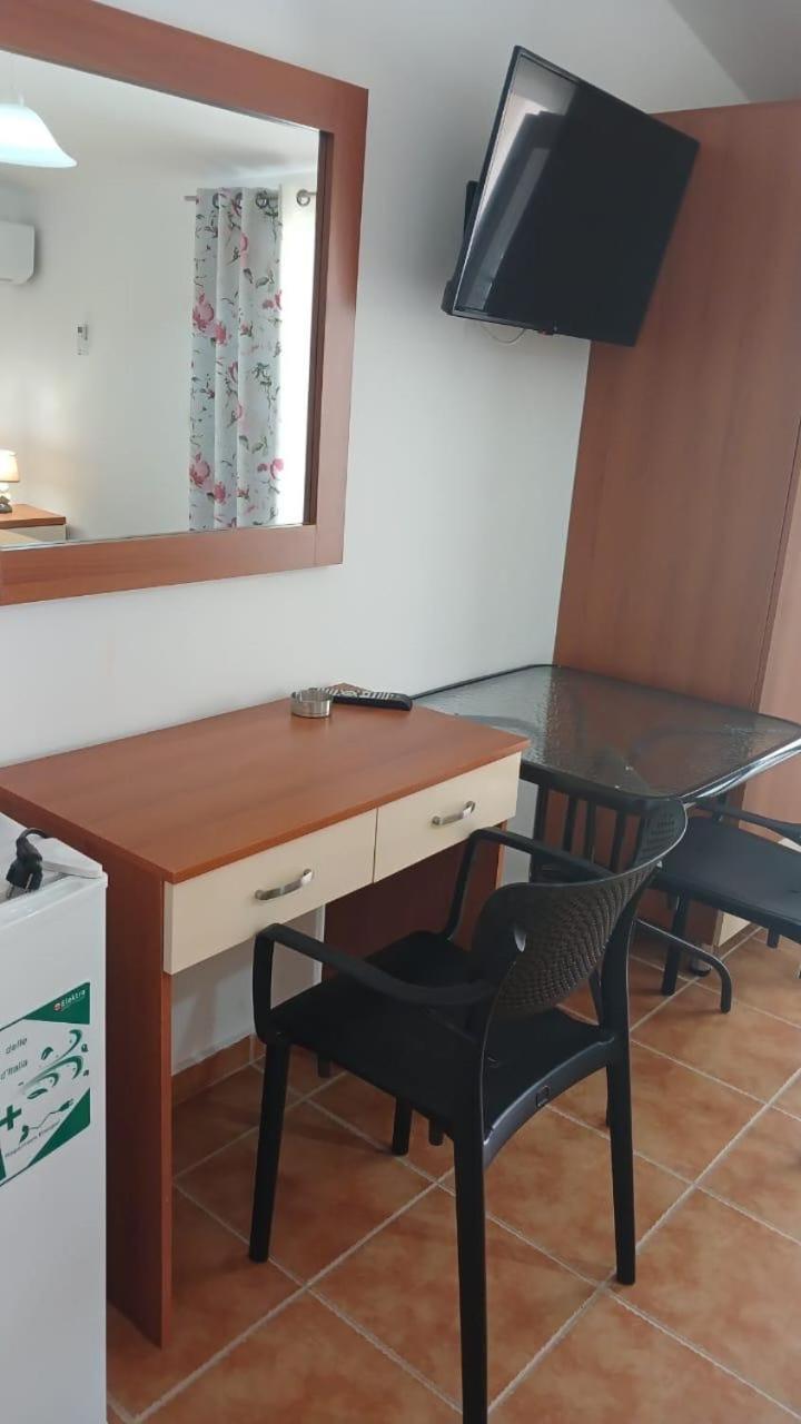 Guesthouse Mateo Dhërmi Zimmer foto